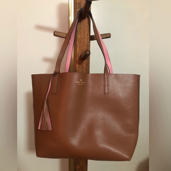 reversible tote - Picture 1 of 14